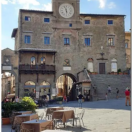 In Cortona/toskana 30389 كورتونا